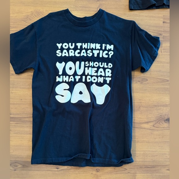 vintage graphic tee - Picture 1 of 3